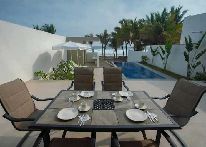 Desarrollo Ohana I Playa Blanca Villa Zihuatanejo